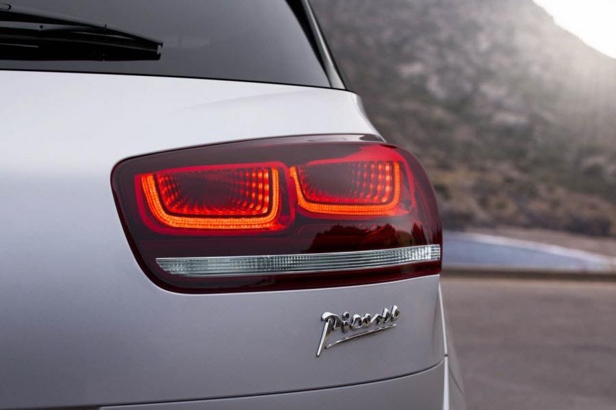  Citroen C4 Picasso 2013 года  (фото 38 из 50)